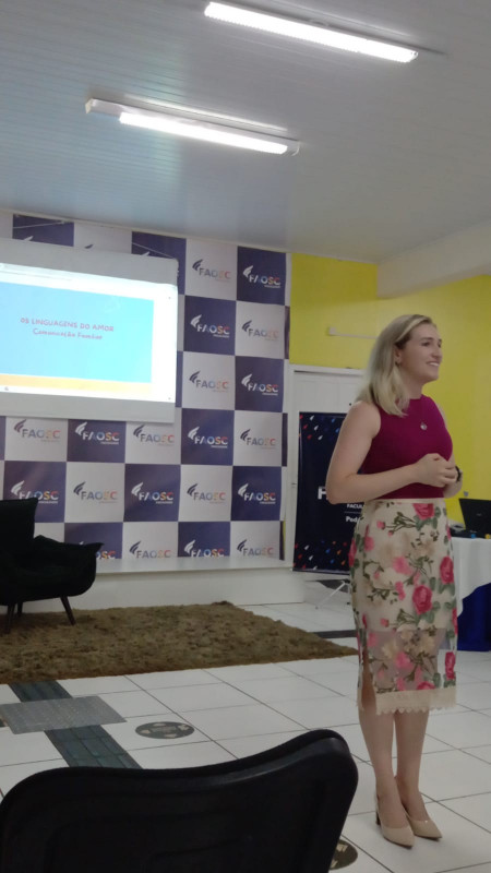 PALESTRA TECNOLOGIA, EDUCAÇÃO E PANDEMIA: UM DIÁLOGO, DESAFIOS E POSSIBILIDADES
