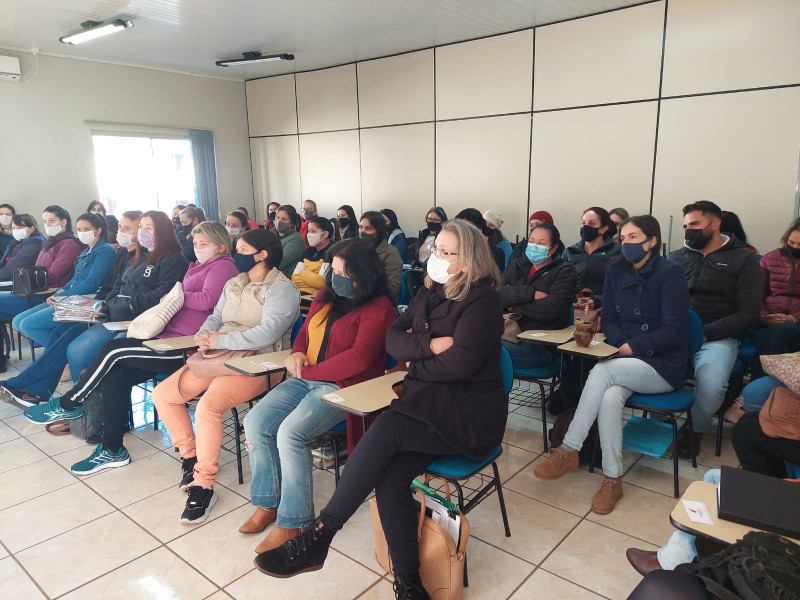 ENCONTRO DO PROGRAMA DE PÓS-GRADUAÇÃO FAOSC COM DOCENTES DO MUNICÍPIO DE PASSOS MAIA/SC