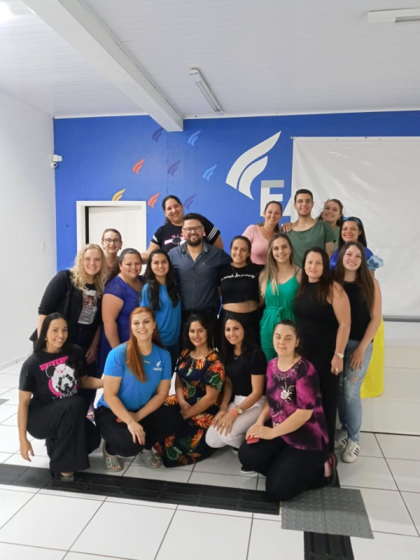 CHÁ LITERÁRIO – COLÉGIO FAOSC E O CURSO DE PEDAGOGIA